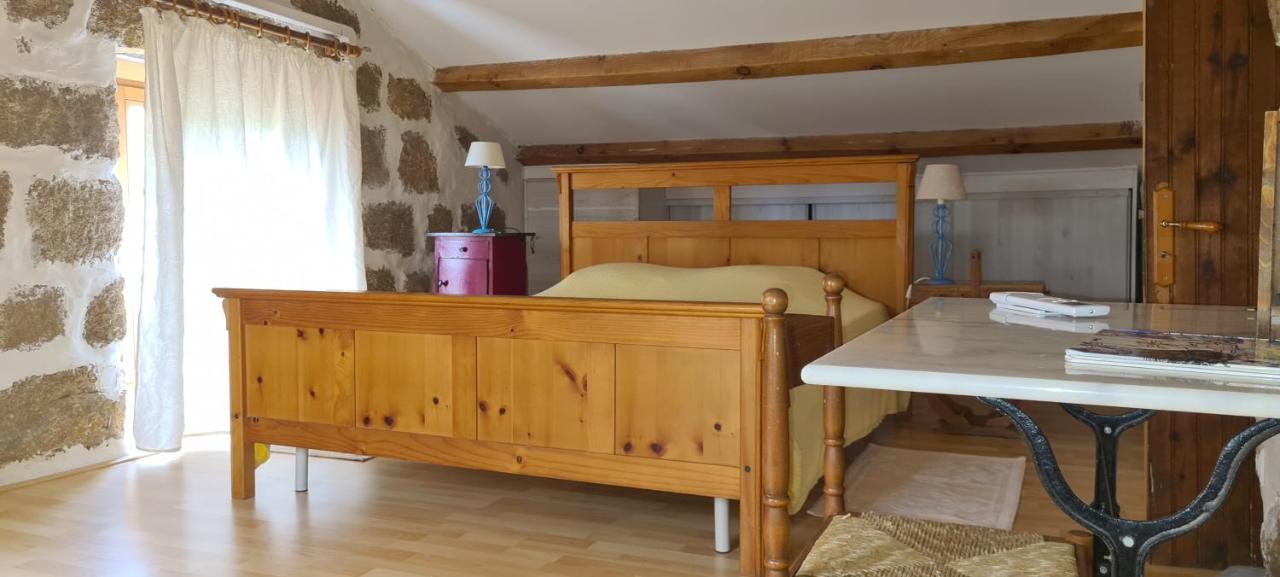 L'Orca Di San Gavinu Hotell Figari  Exteriör bild