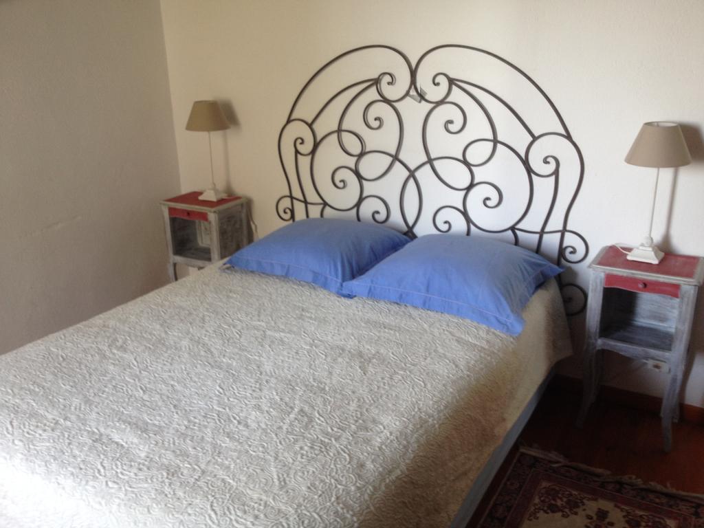 L'Orca Di San Gavinu Hotell Figari  Rum bild